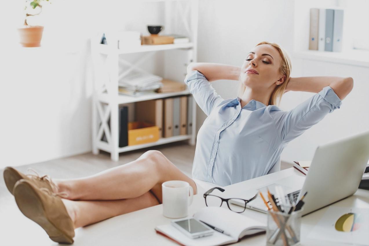 Studenti impegnati in sessioni di apprendimento collaborativo online